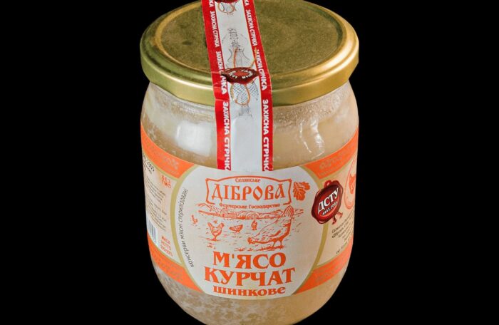 Тушонка “М’ясо курчат шинкове”